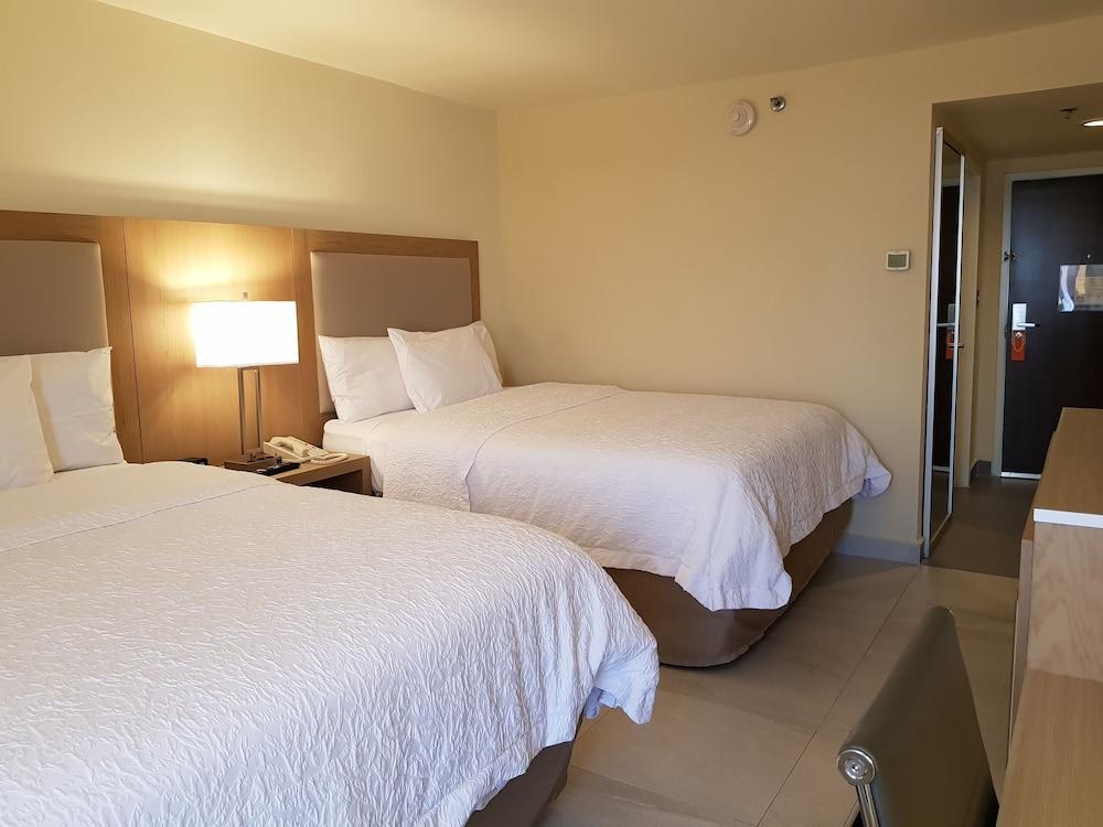 Hampton Inn Monterrey-Airport Apodaca Екстер'єр фото