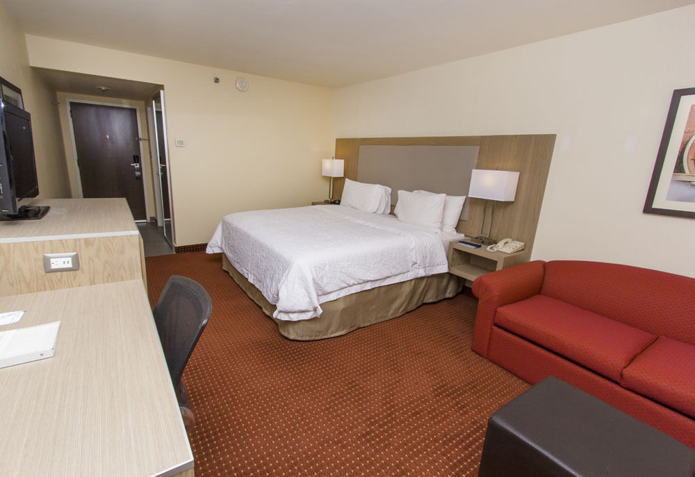 Hampton Inn Monterrey-Airport Apodaca Екстер'єр фото